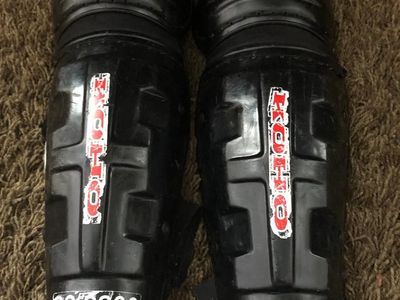 Koho SG 2200 Hockey Shin Guards - 11 inch