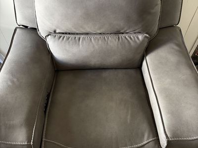 Sauvage Cobalt Power Recliner with Power Headrest