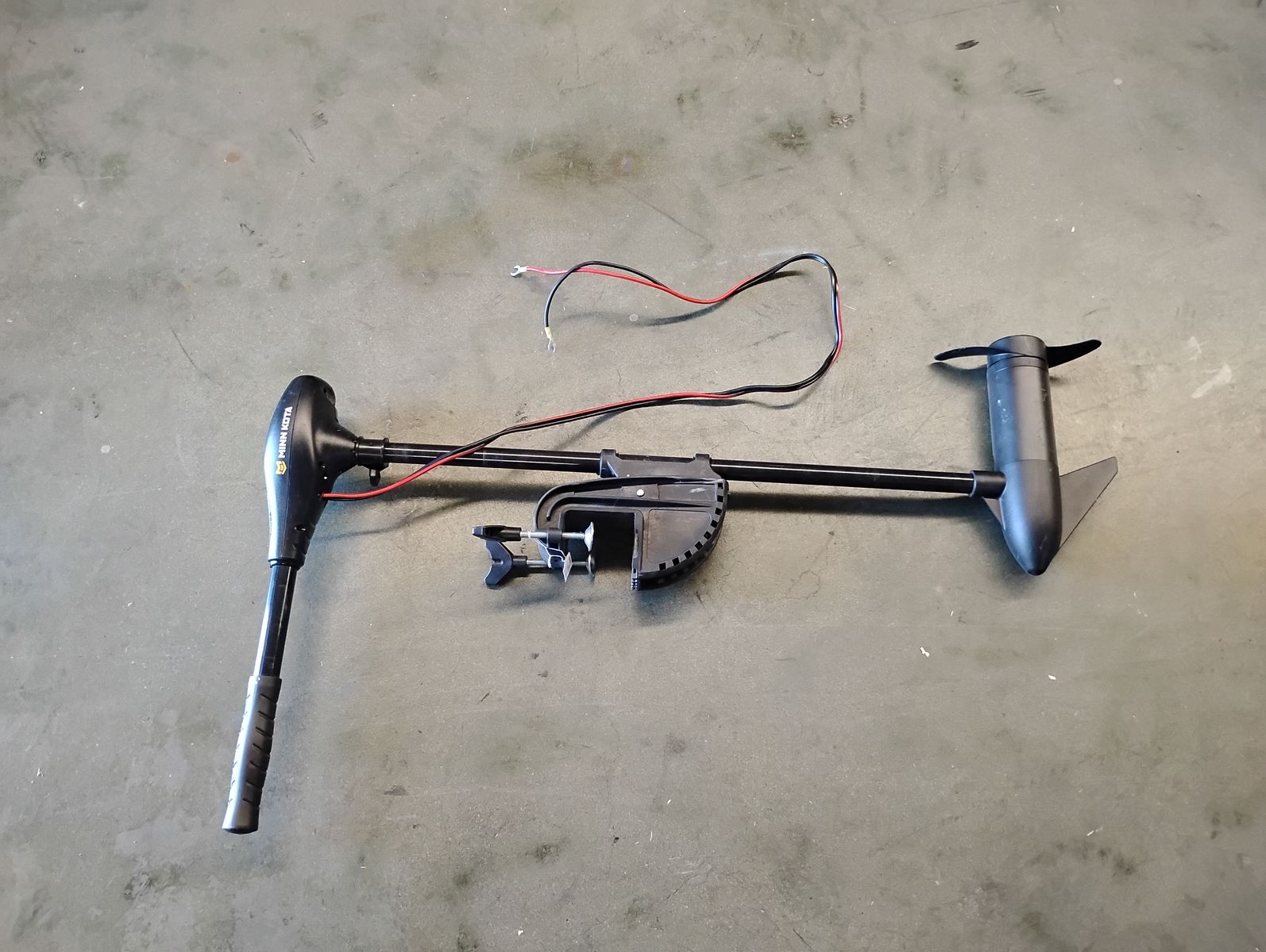 Minn Kota Endura 40lb 12-volt Transom-Mount Freshwater Trolling Motor