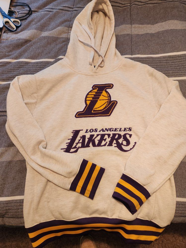 Los Angeles Lakers Pullover Hoodie - Size Small