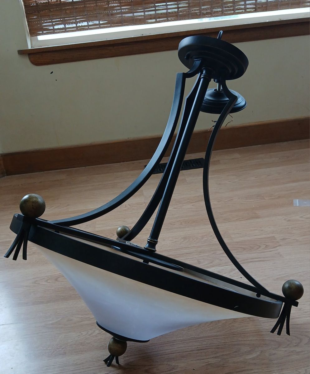 Main image 3