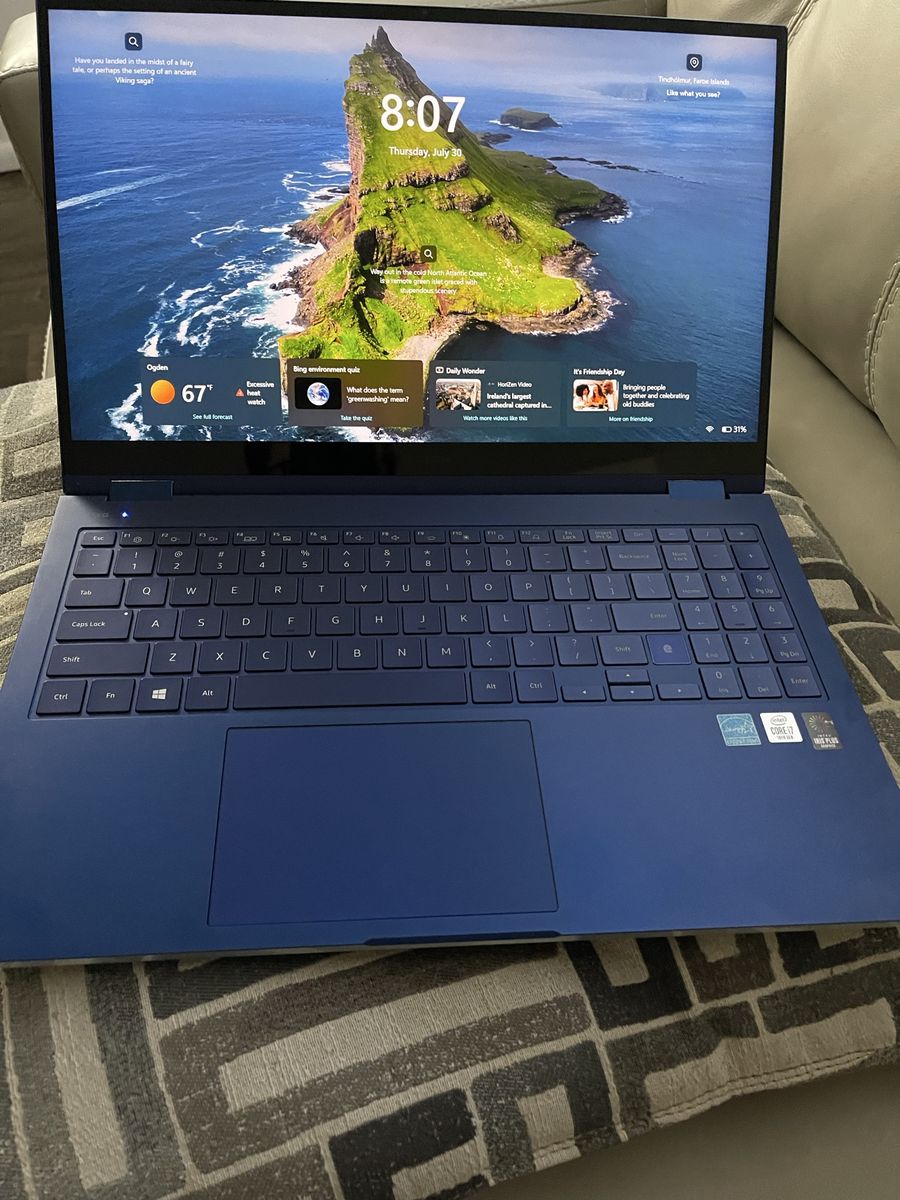 Samsung Galaxy Book Flex NP950QCG-K01US 15.6" 2-in-1 QLED Intel i7-1065G7 12GB 512GB SSD Royal Blue