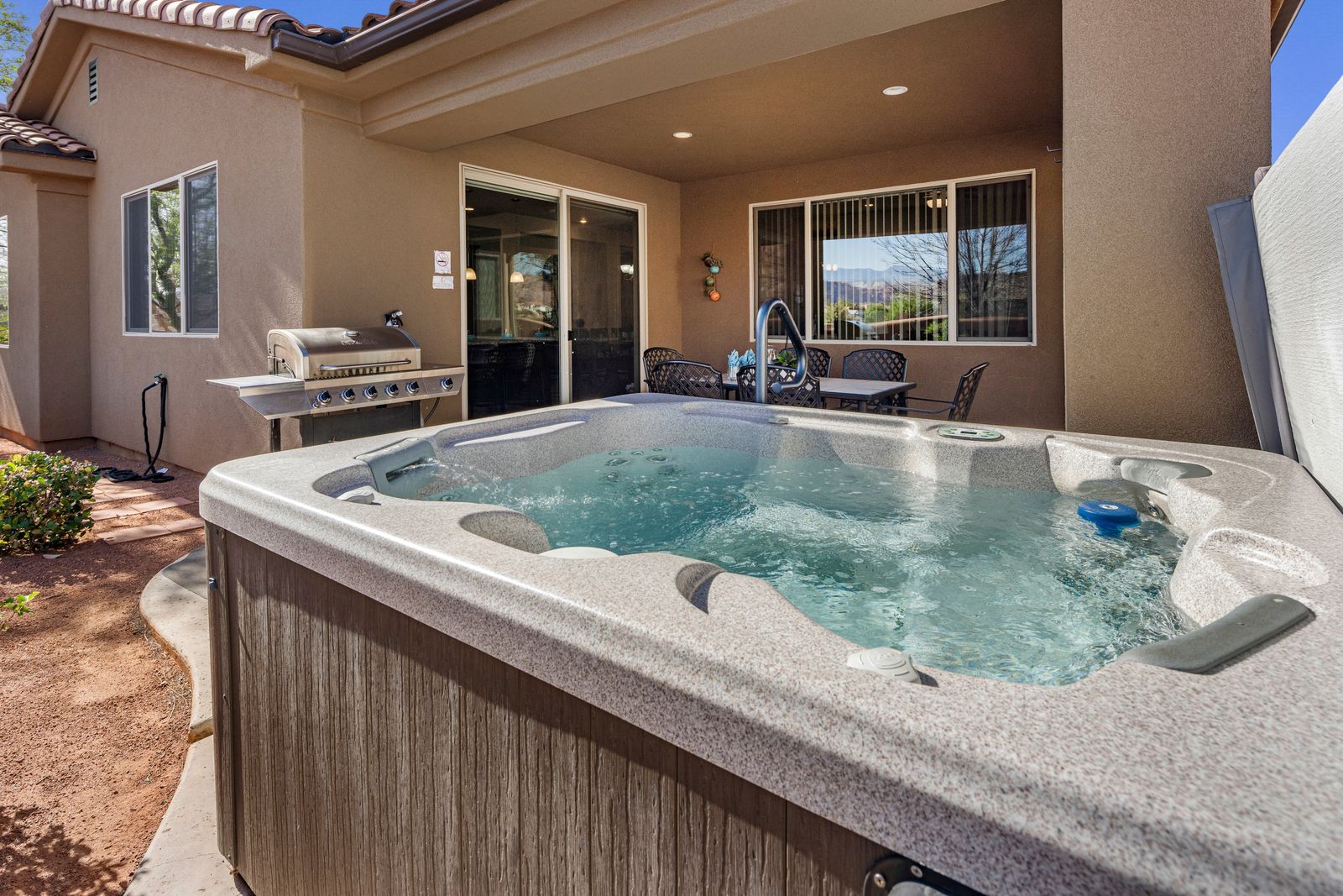 Paradise Village 10