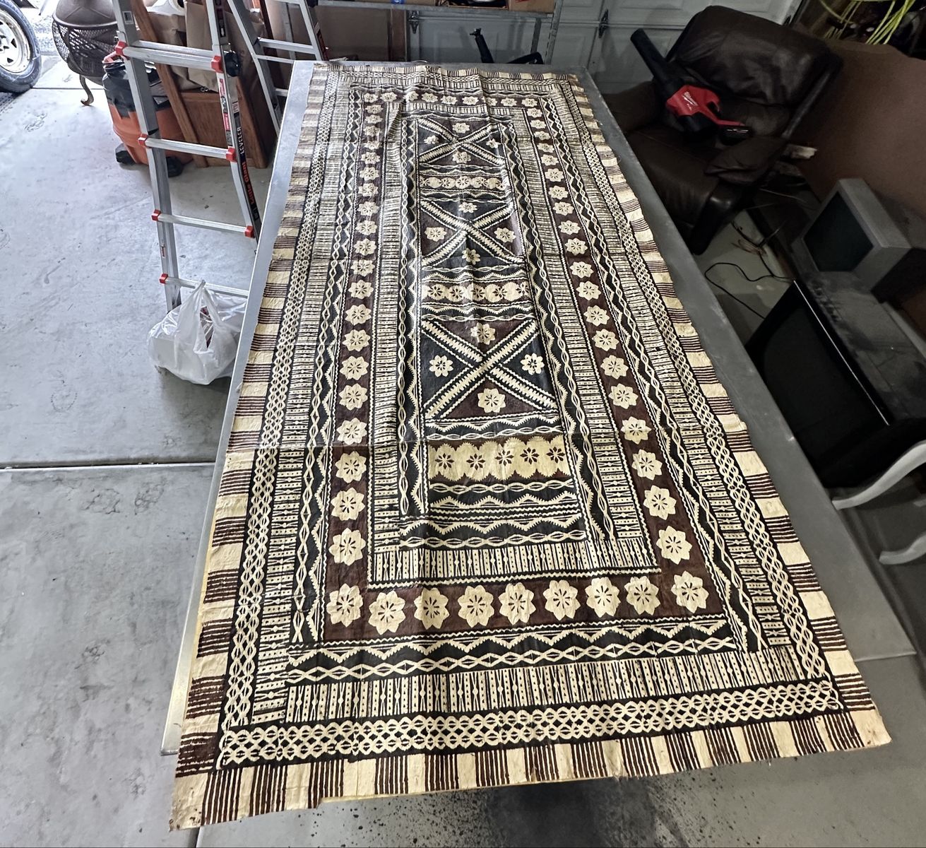 African Mud Cloth Textile (Bogolanfini) 4x8 ft
