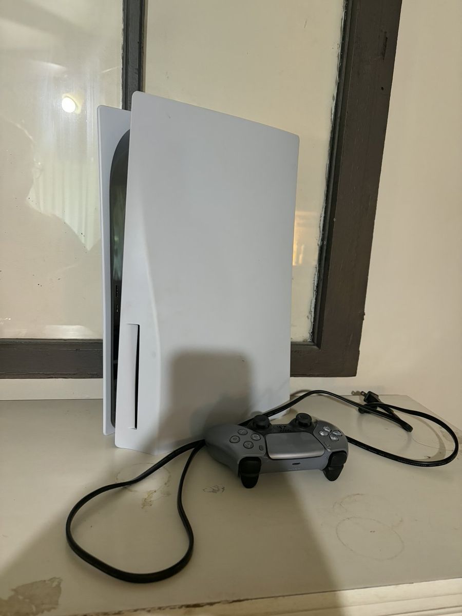 Sony PlayStation 5 PS5 Disc Version Console with Controller - Used Gaming System