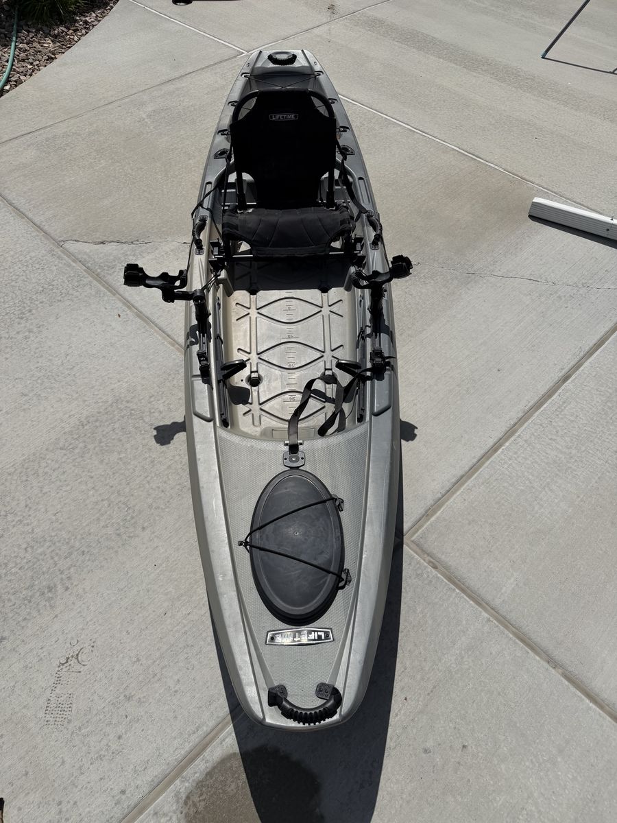 Lifetime Yukon Angler 116 Fishing Kayak