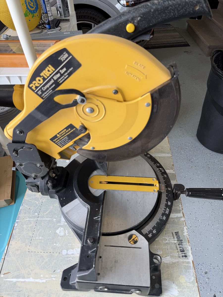 Pro-Tech Model 7208 10" Compound Miter Saw
