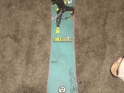 Kemper Fortnite Battle Royale Meowscles Snowboard
