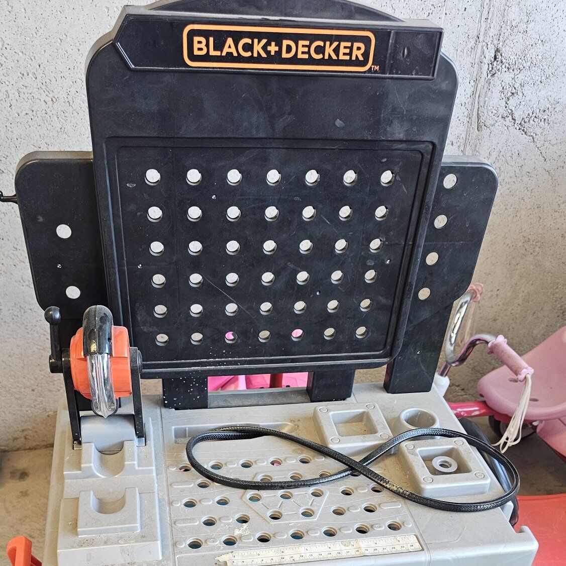 kids play work bench