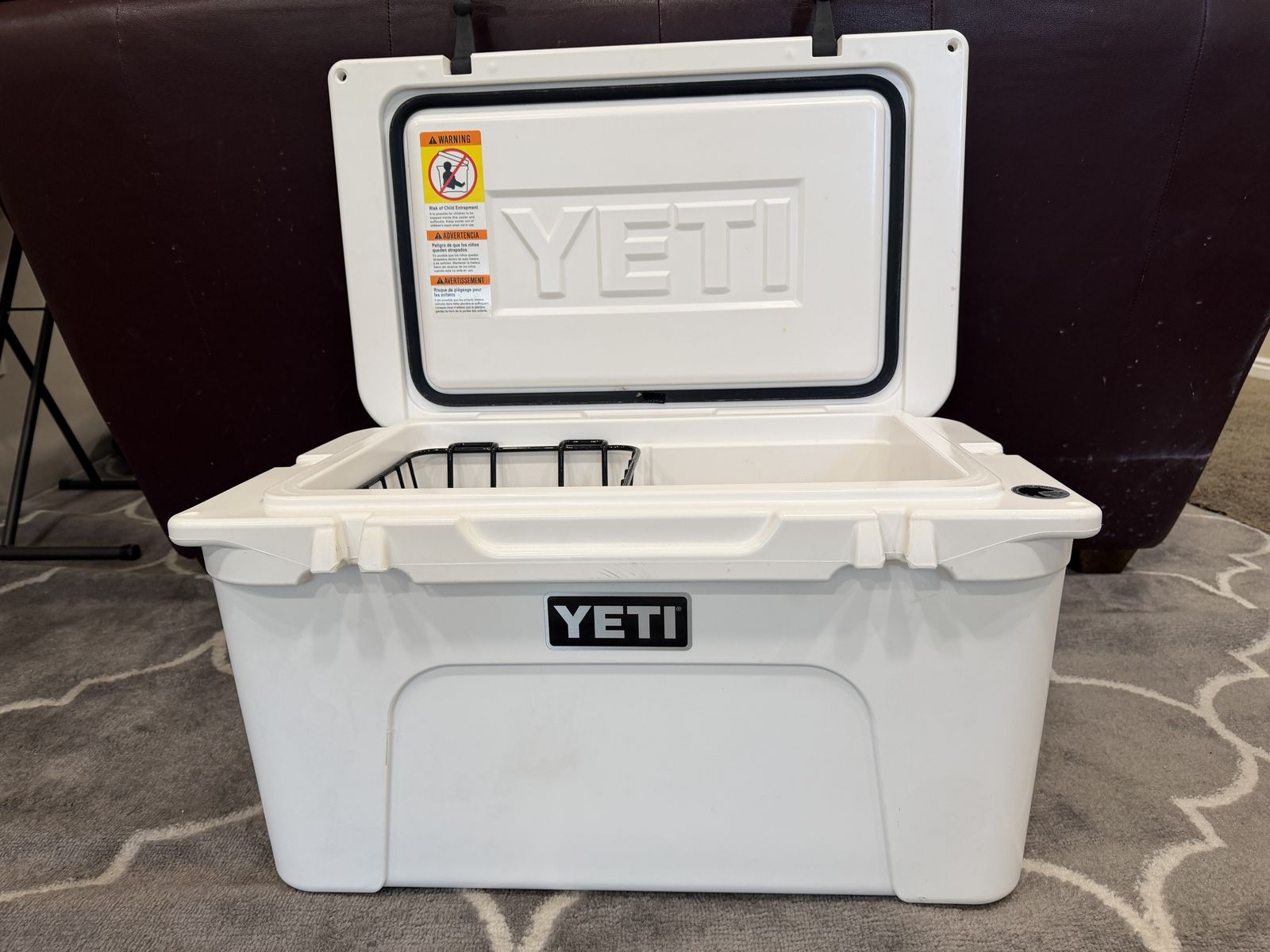 Yeti Tundra 45 Hard Cooler (White)