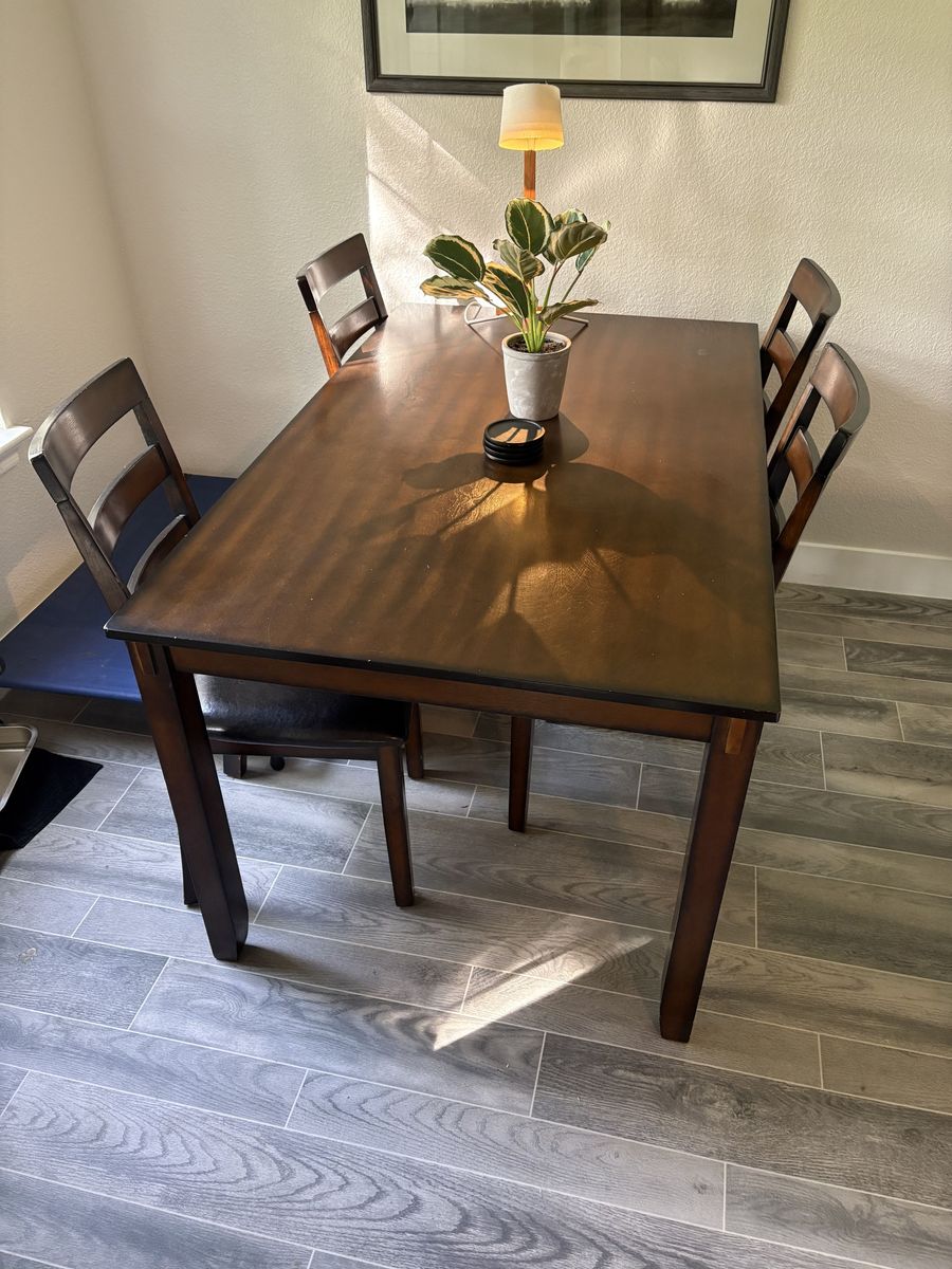 Table and chair set