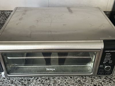Ninja Foodi 8-in-1 Digital Air Fry Oven, Toaster, Broiler, Dehydrator - Stainless Steel