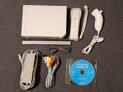 White Nintendo Wii with Wii Sports