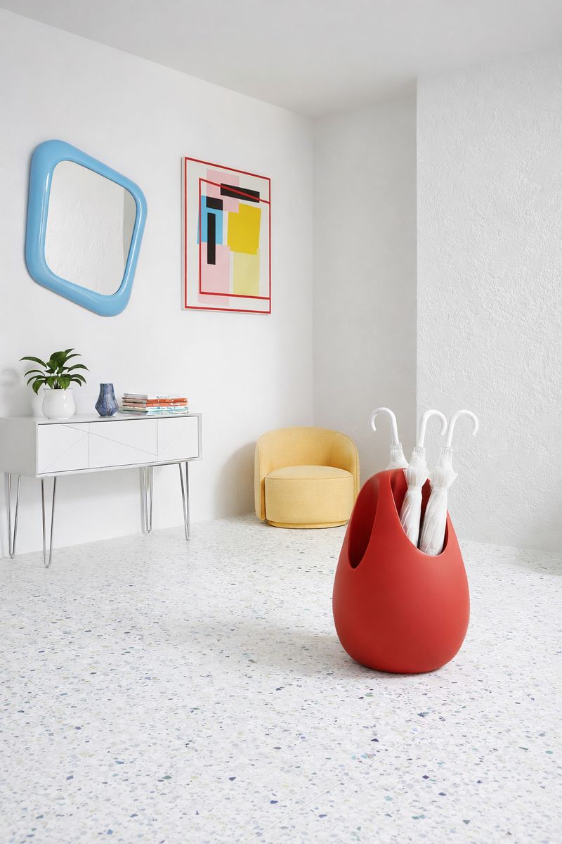 PLOMB 3-Hole Umbrella Stand in RO Red