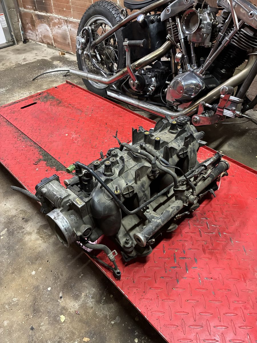 Truck LS intake and injectors