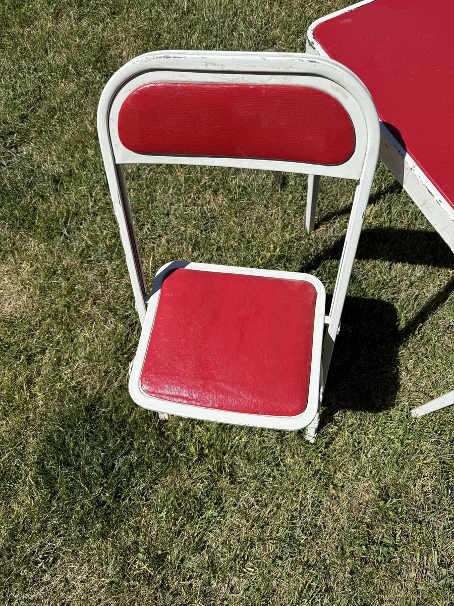 Main image 4