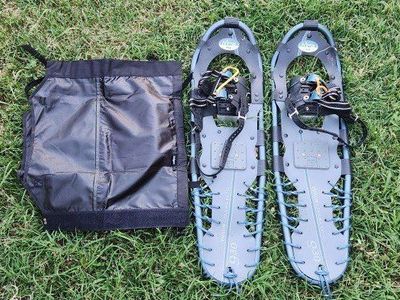 9x30 snowshoes with leg gaiters