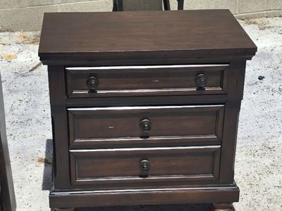 2 night stands,