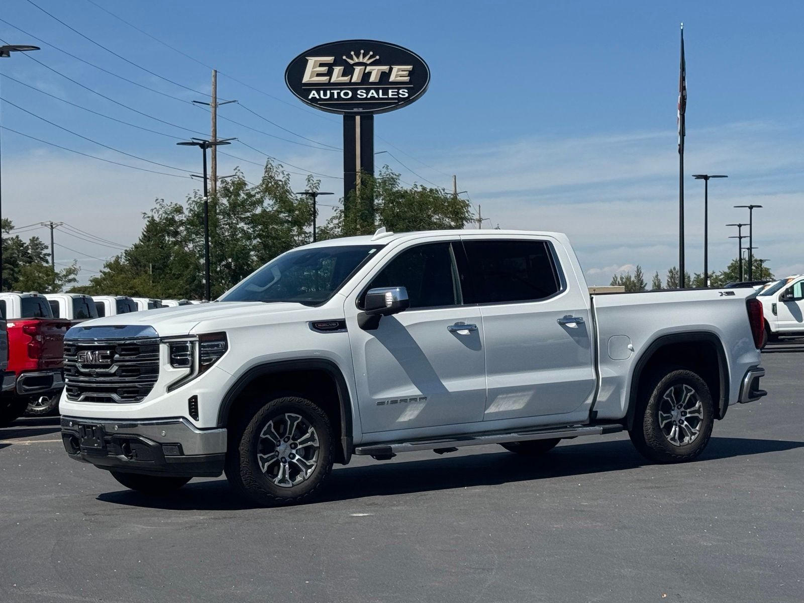 2023 GMC 1500 SLT