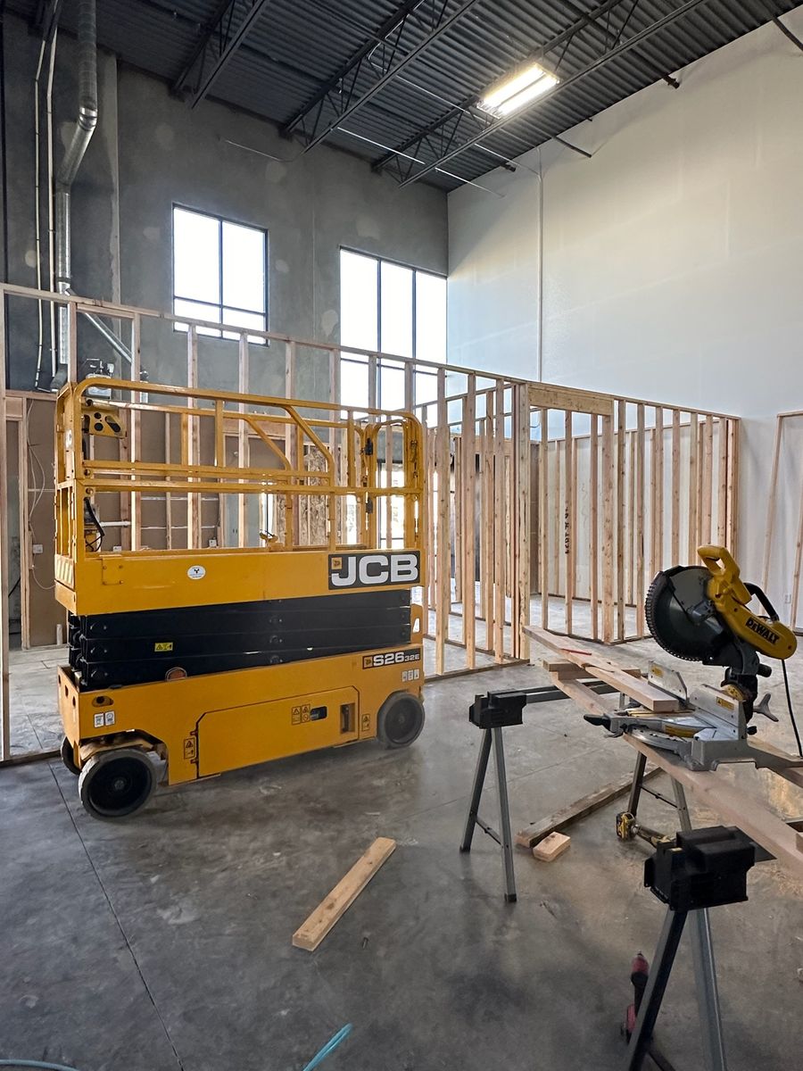 SCISSOR LIFT 129 - 26 - 32FT.   RENTAL