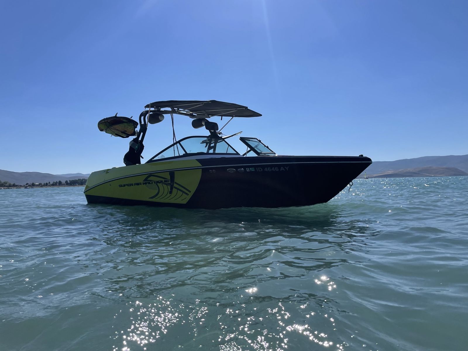 2018 Super Air Nautique 230 23’ Wake Boat