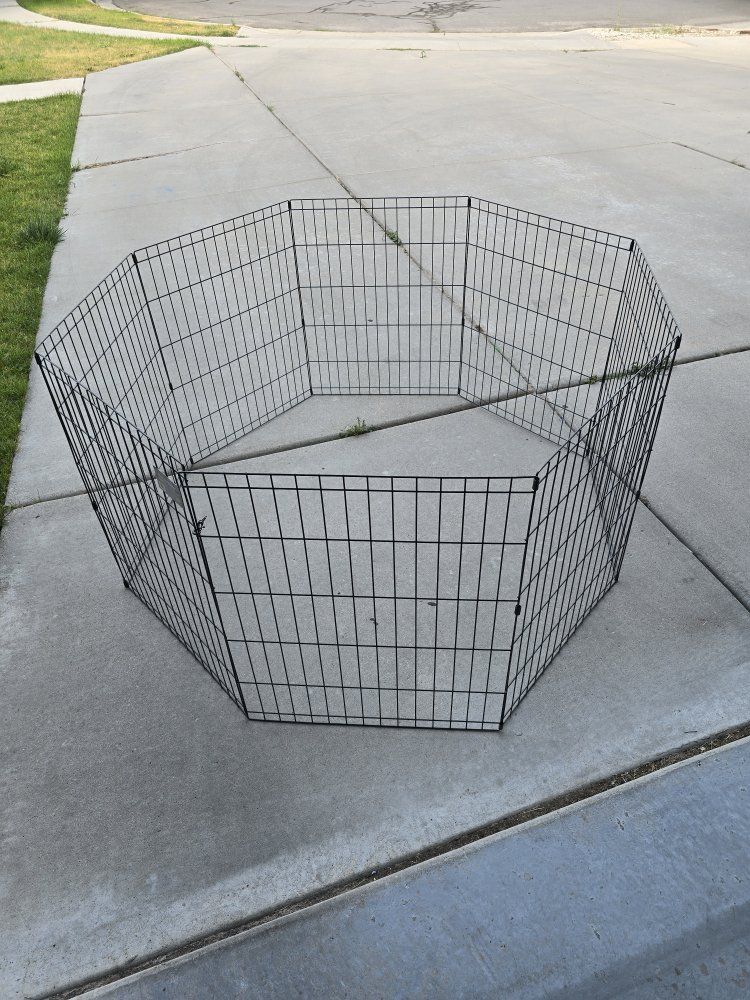 Black Metal Wire Pet Playpen / Exercise Pen for Dogs, Puppies, or Small Animals
