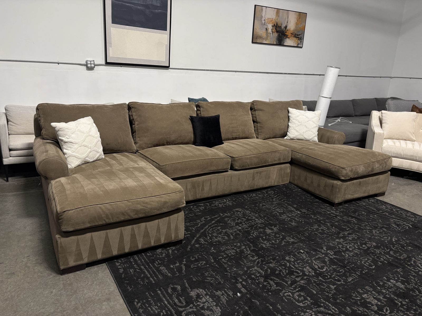 Double Chaise Sectional Couch (Can Deliver)