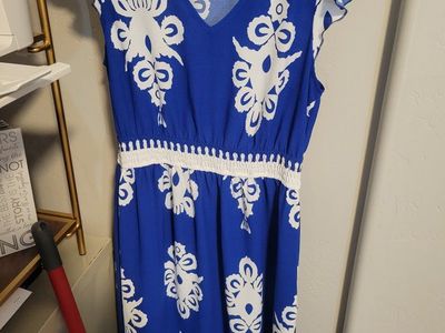 BTFBM Blue & White Patterned V-Neck Midi Dress, Size Small