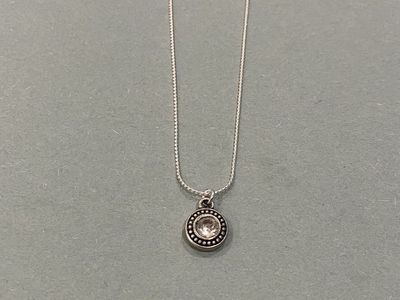 Minimalist Style Silver Rhinestone Pendant Necklace