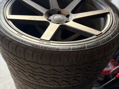 Set of 4-24 in Wheels/Tires