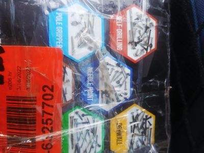 Assorted Drywall Screws - Self-Drilling, Needle Point, Pole Gripper Variety Pack