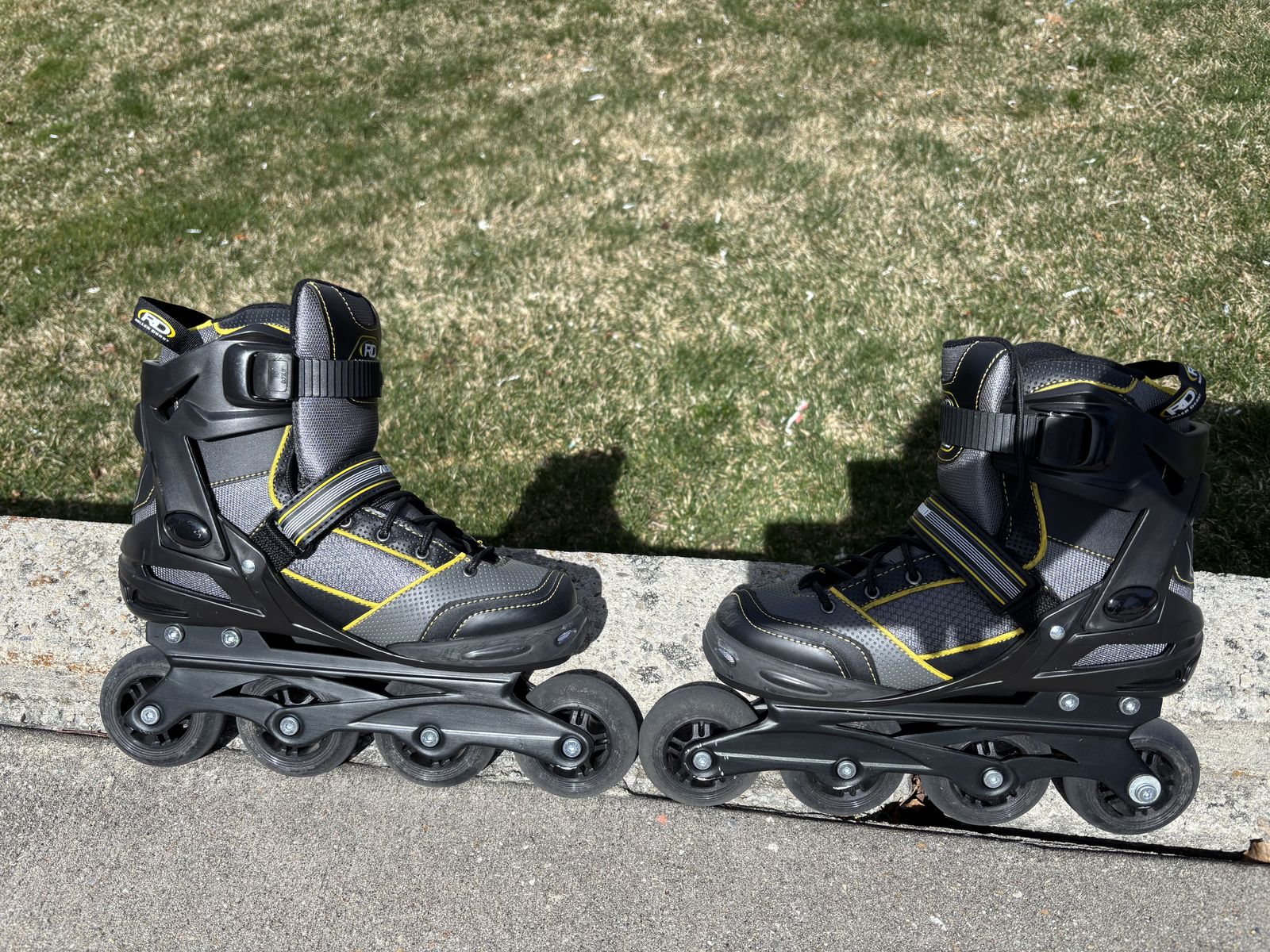 Size 7 Roller Blades