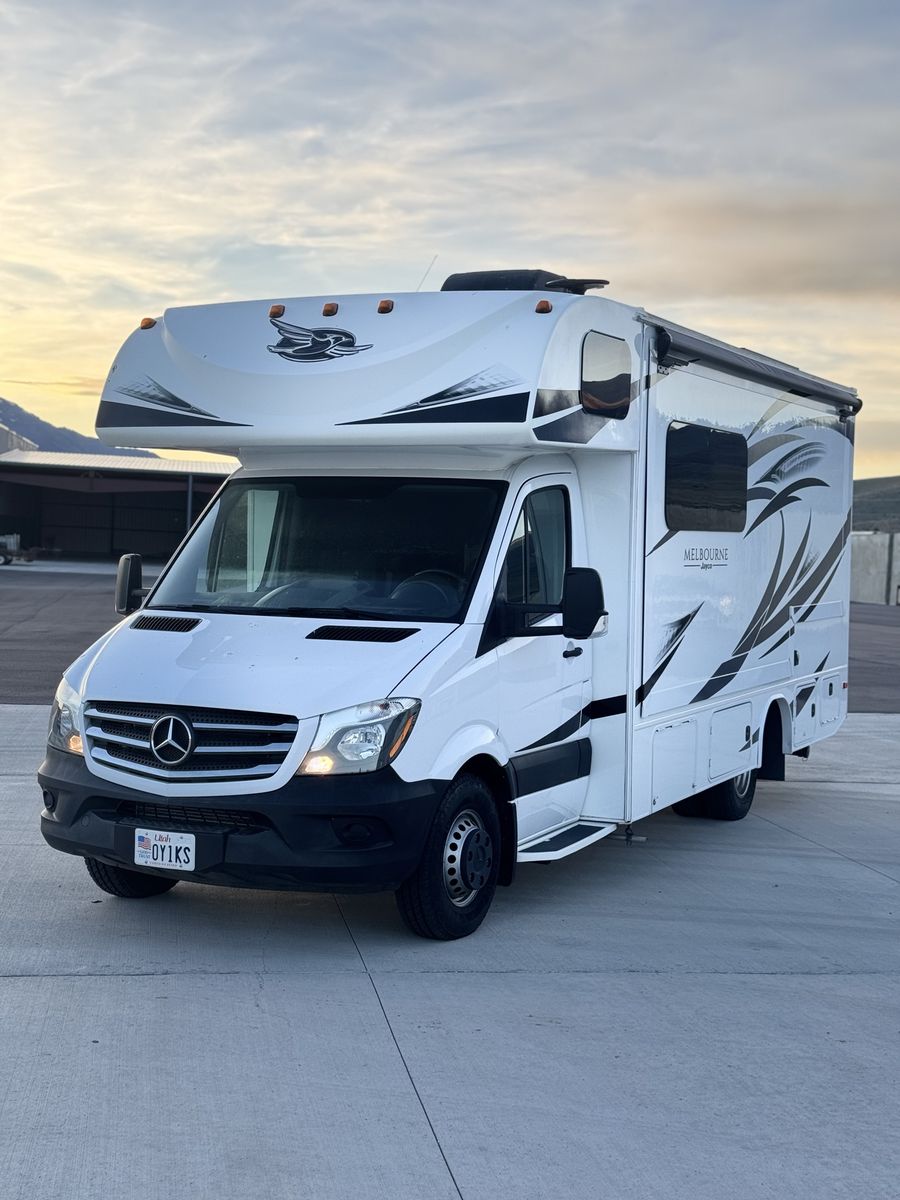 2019 Mercedes Benz Jayco Melbourne