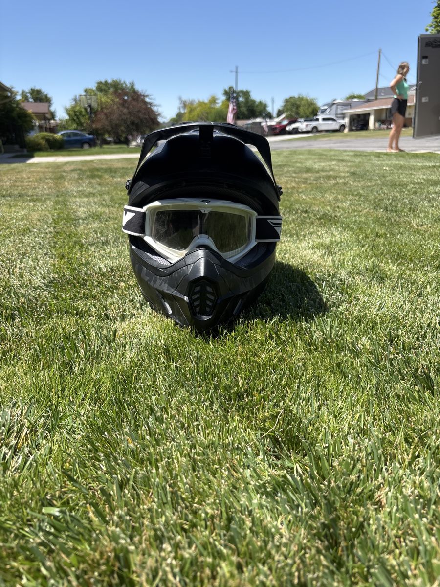 HJC Motorcycle Helmet Size Medium