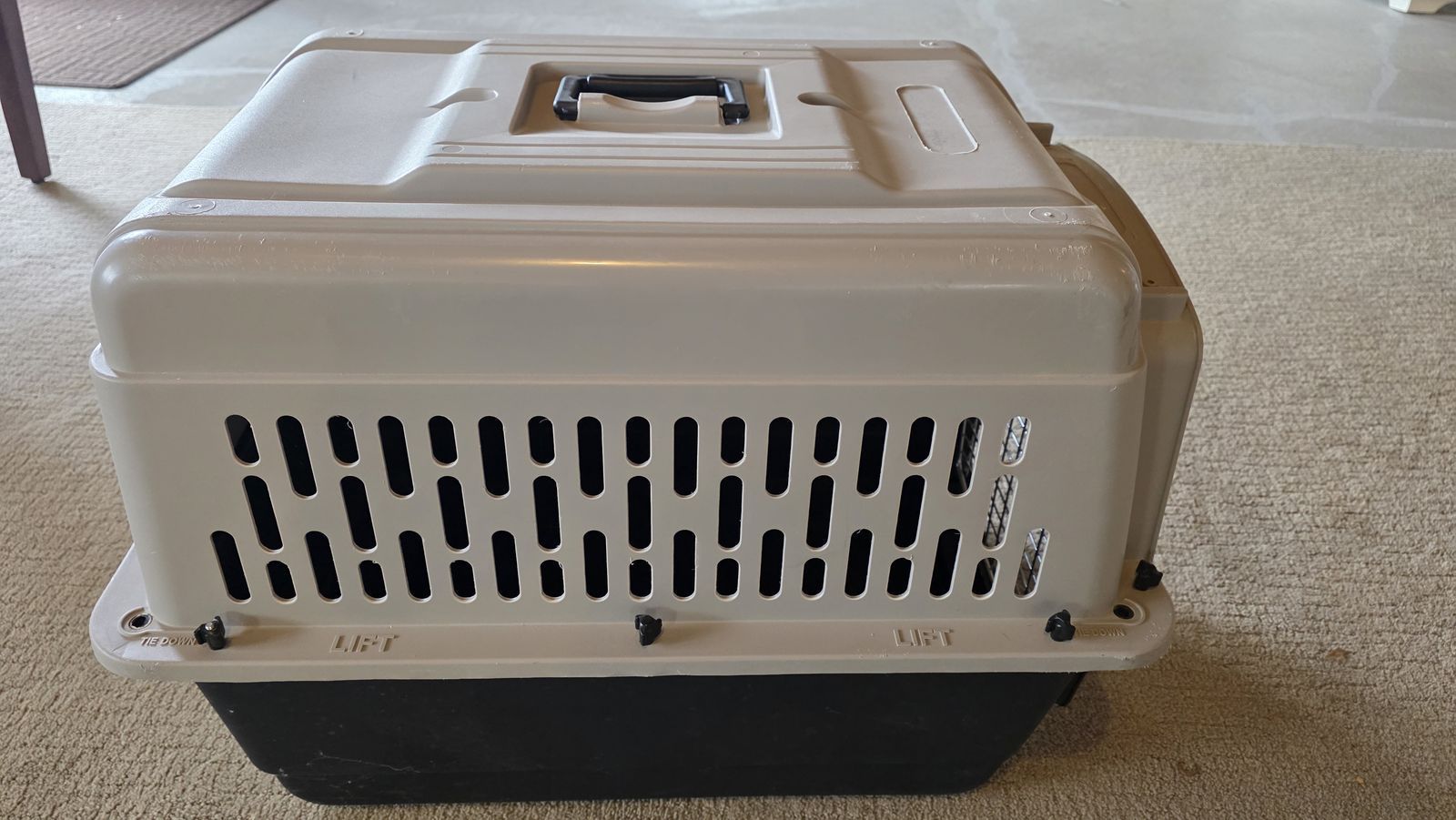 Pet Carrier - Medium Size Dog or Multiple Cats