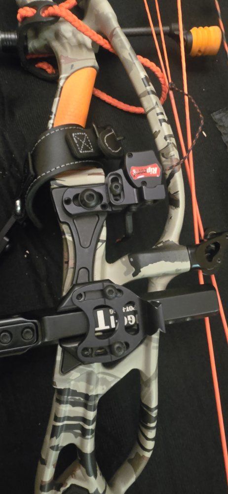 Main image 3