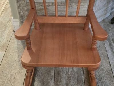 Levels of Discovery Kid Classic Wood Rocking Chair