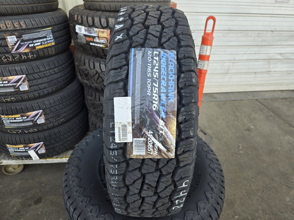 SET LT245/75R16 BLACKHAWK RIDGECRAWLER A/T