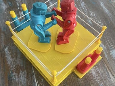 Rock'em Sock'em Robots Dueling Game. Vintage 2001