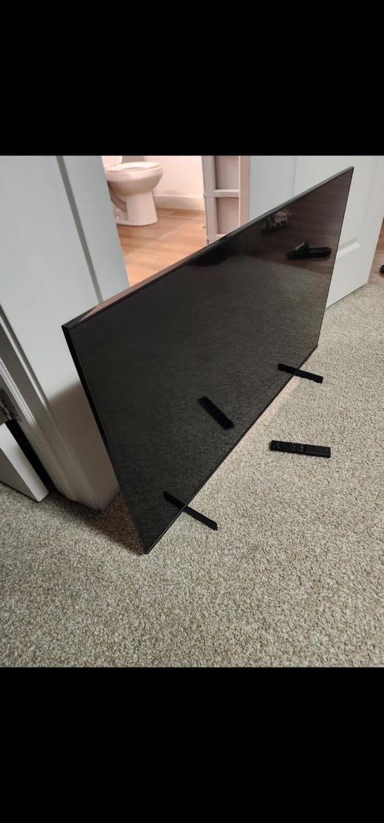 43" Samsung Smart TV  