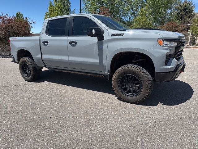 Main image 15