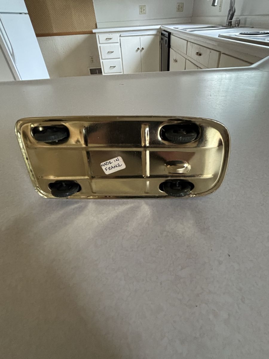 Main image 6