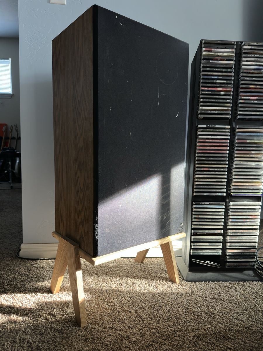 Main image 2