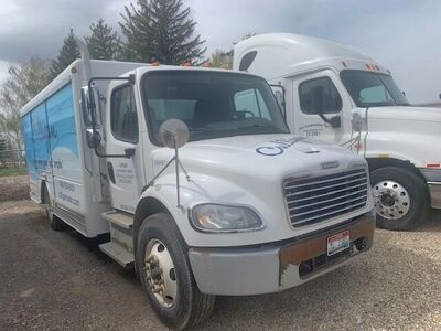 2018 FREIGHTLINER BUSINESS CLASS M2 106