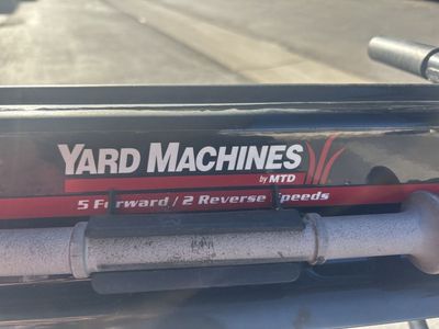 Yard Machines by MTD 5.5 HP Tecumseh 5 Forward/2 Reverse Speeds Snow Blower