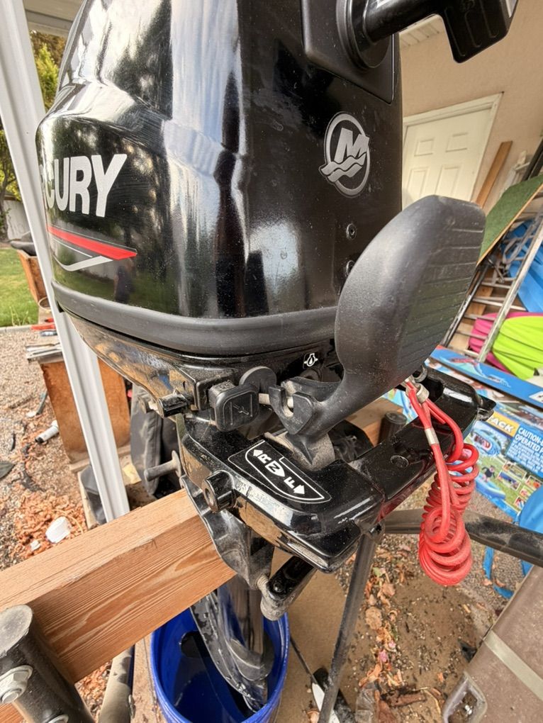 Main image 3