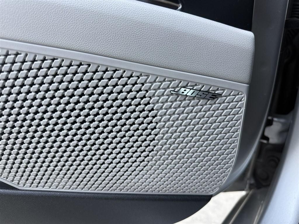 Main image 23