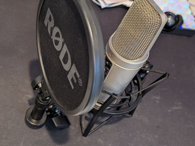 Rode NT2-A Large-diaphragm Condenser Microphone Mic