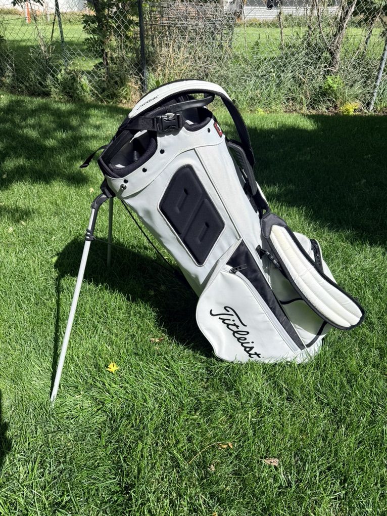 Titleist Hybrid 14 Stand Bag