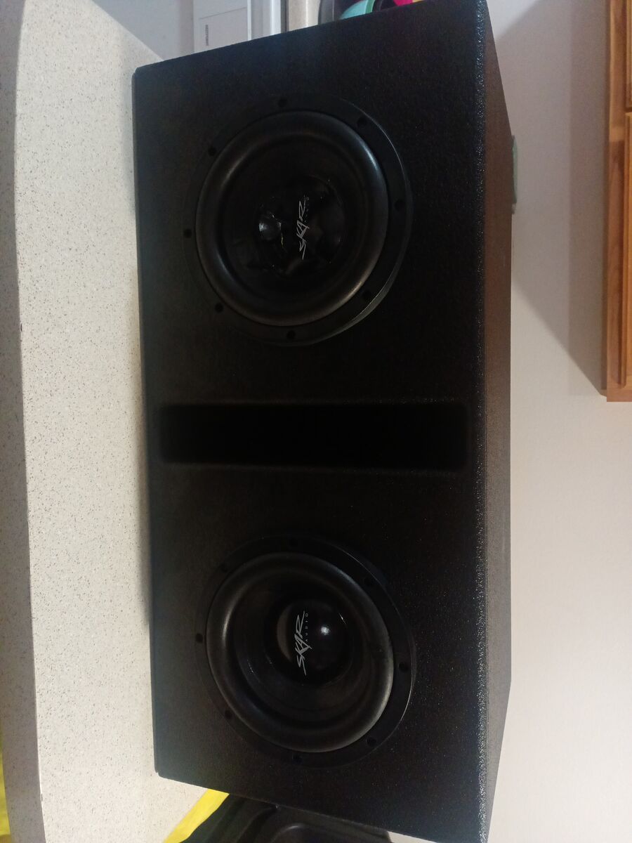Dual Skar Audio Subs in Bbox Ported Box – AS IS